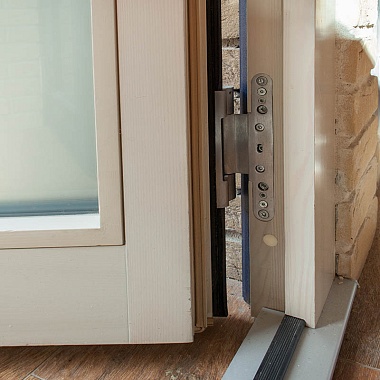 Входная дверь Грац в Подмосковье