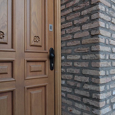 Входная группа "Инсбрук" в Марушкино