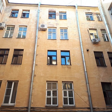 Окна Модерн на набережная реки Мойки