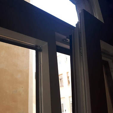 Окна Модерн на набережная реки Мойки