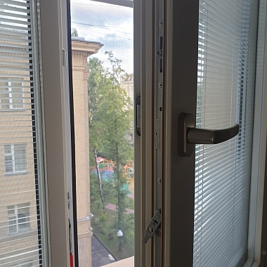 Окна Баухаус на Якорная улица