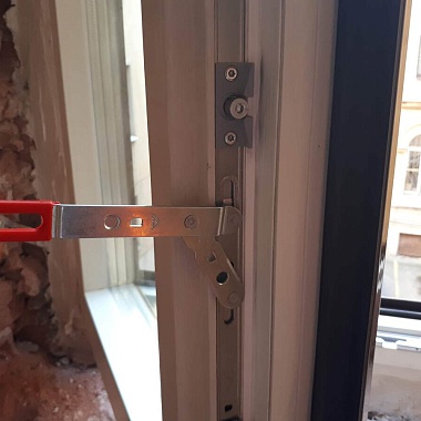 Окна Модерн на набережная реки Мойки