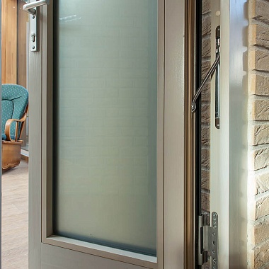 Входная дверь Грац в Подмосковье