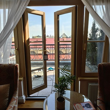 Выход на террасу на Михайловской улице, Санкт-Петербург