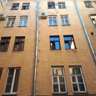 Окна Модерн на набережная реки Мойки