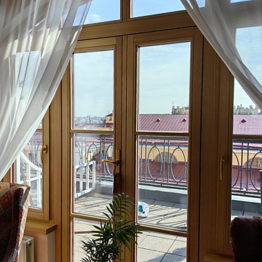 Выход на террасу на Михайловской улице, Санкт-Петербург