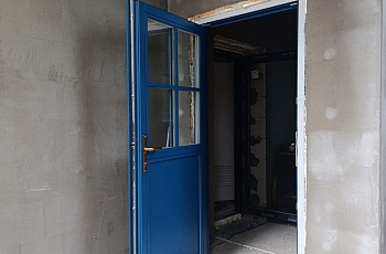 Входная дверь Линц на скрытых петлях