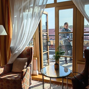 Выход на террасу на Михайловской улице, Санкт-Петербург