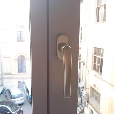 Окна Модерн на набережная реки Мойки