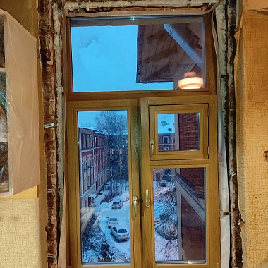 Окно с форточкой